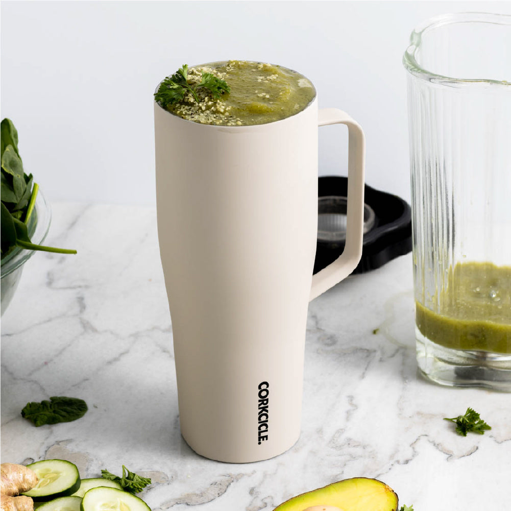 cold-cup-xl-s0 588f4a27c4cf--2230CLT-lifestyle.jpg